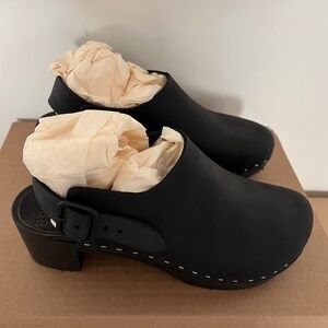 Bryr Daphne Clogs